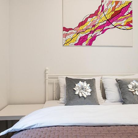 Wola Glamour Apartment Varsó Kültér fotó