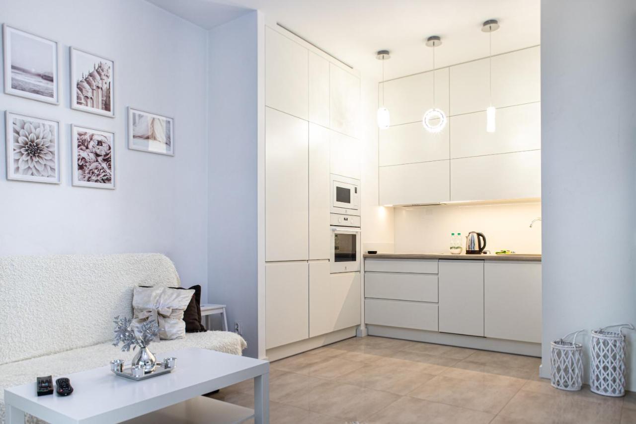 Wola Glamour Apartment Varsó Kültér fotó