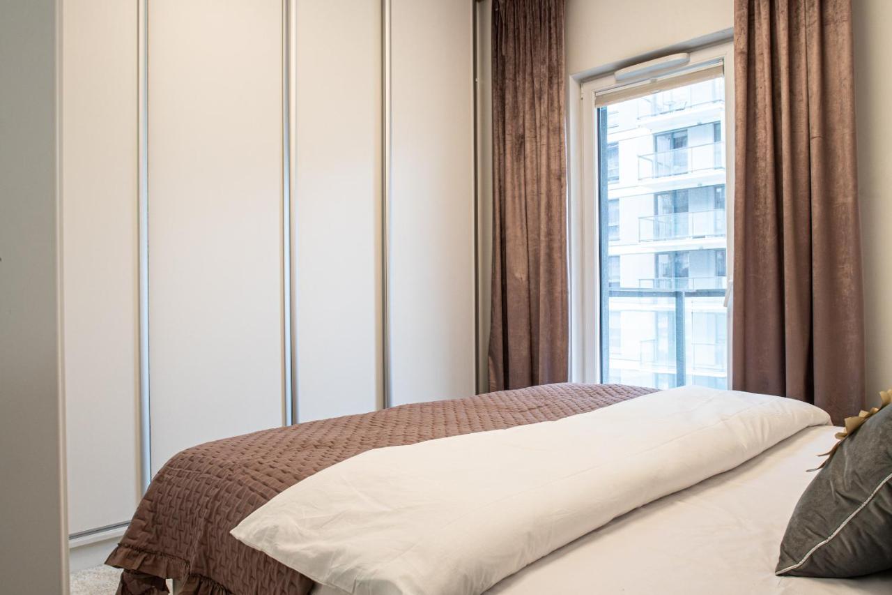 Wola Glamour Apartment Varsó Kültér fotó